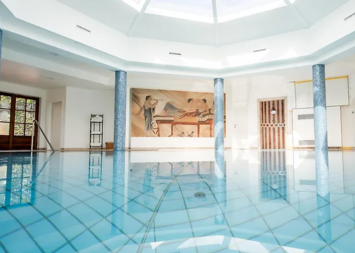 Hotel Roemerstein 4*