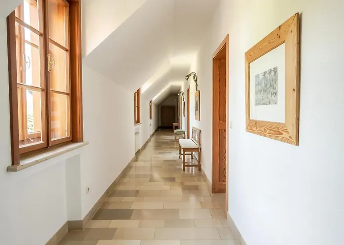 Hotel Roemerstein Loipersdorf bei Fuerstenfeld